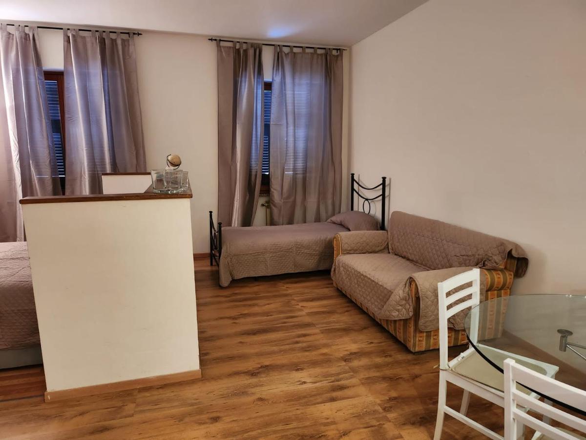 B&B Your Home Outlet 6 Serravalle Scrivia Exterior foto
